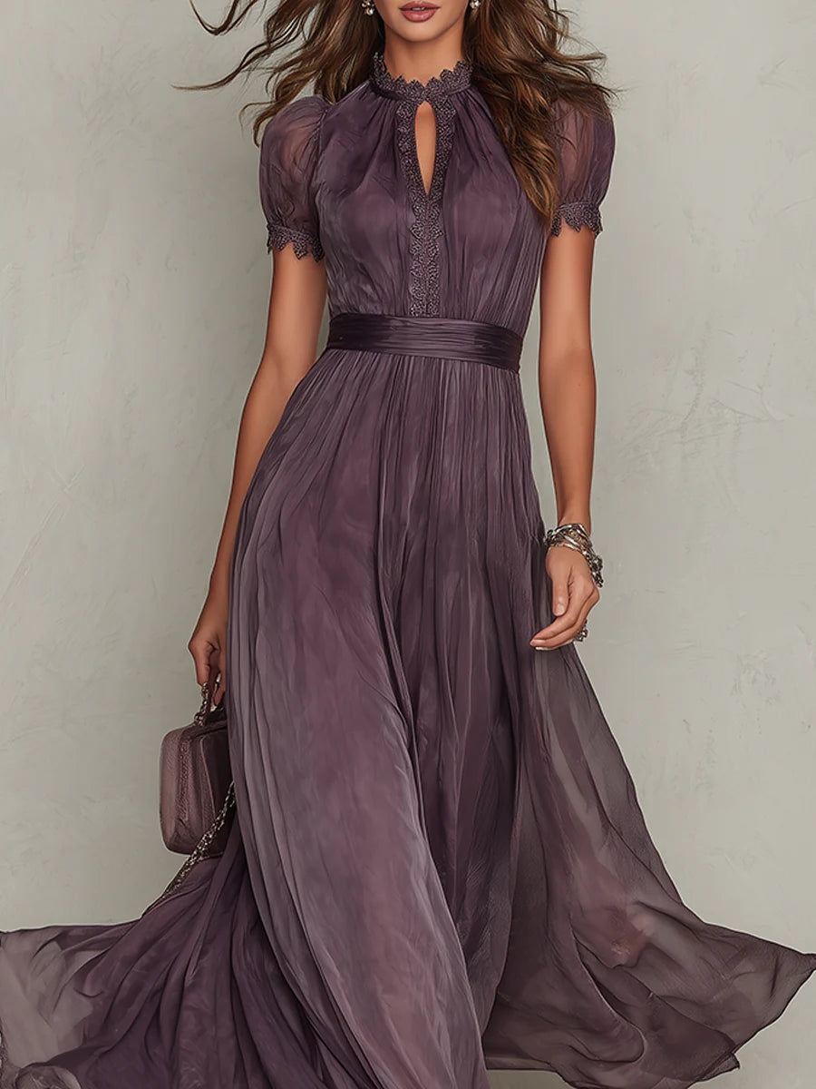 Abito lungo con scollo a goccia viola e bordi in pizzo di chiffon